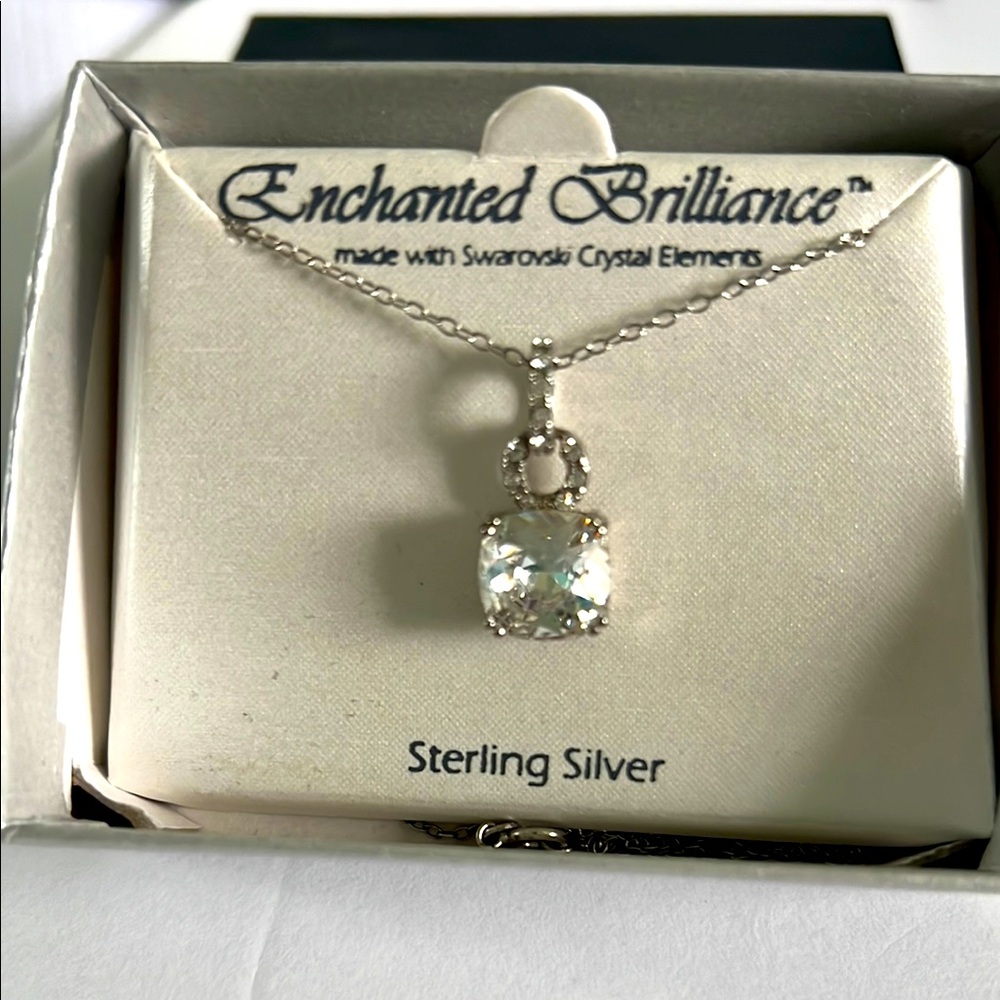 Sterling Silver Necklace with Swarovski Crystal
